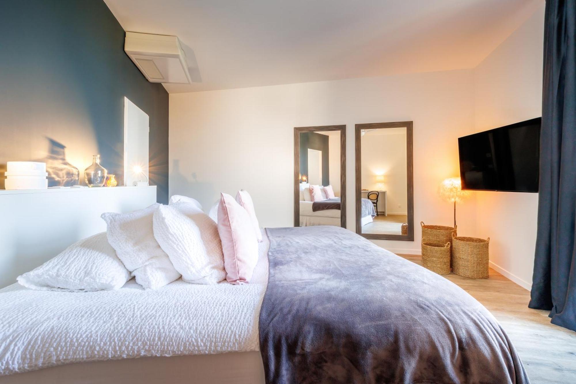 Belfry & Spa By Ligne St Barth Lourdes Cameră foto A bedroom at the hotel
